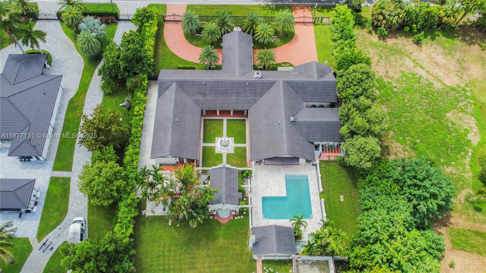 BIRD ROAD FARMSITES - Residential