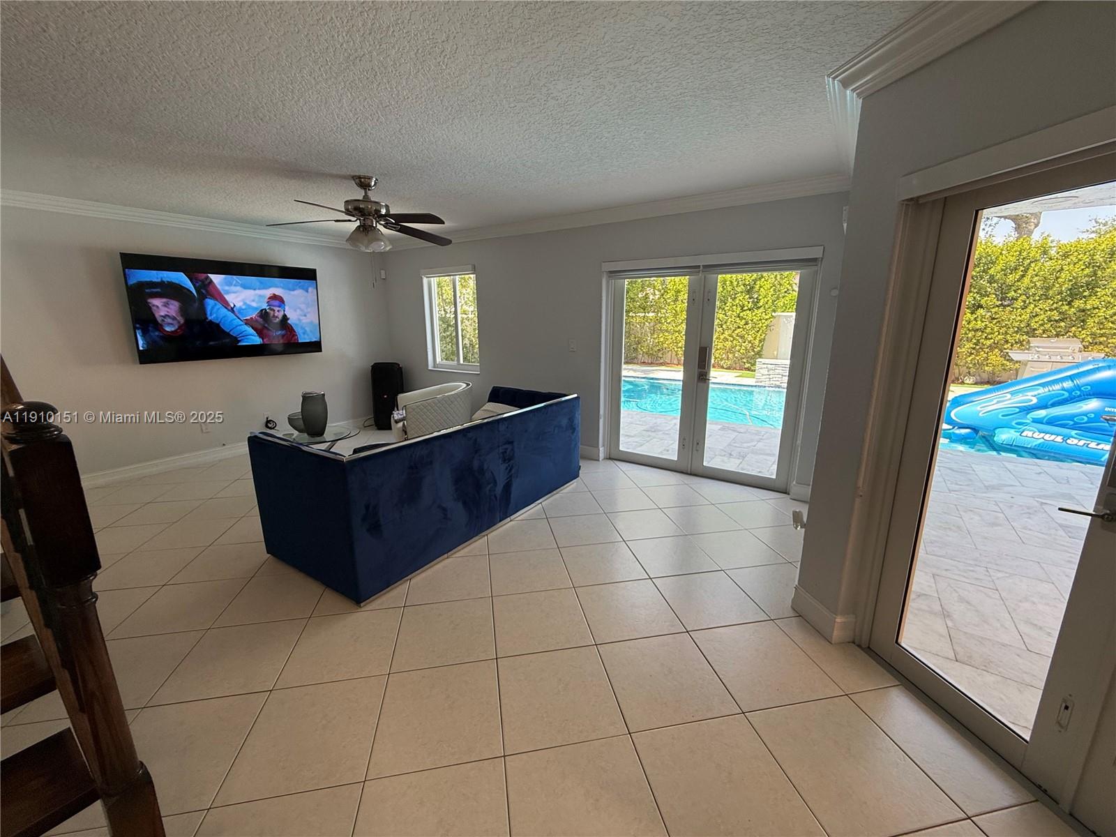 ALAMEDA NORTH - Residential