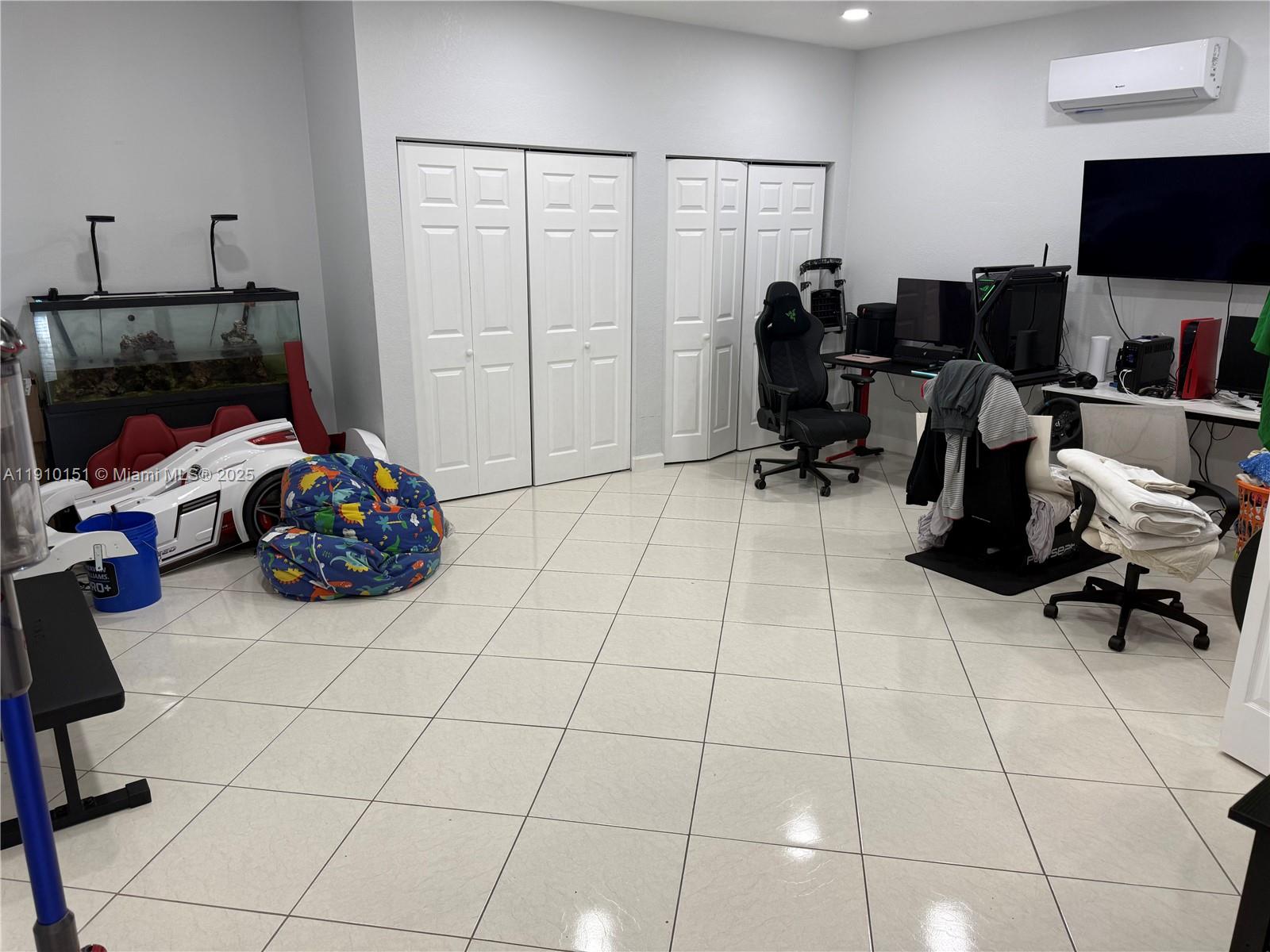 ALAMEDA NORTH - Residential