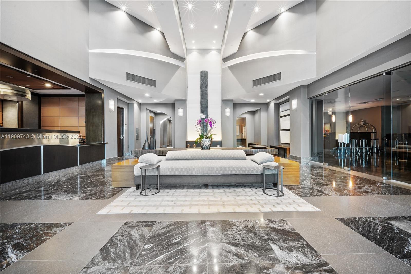 AZURE CONDO - Residential