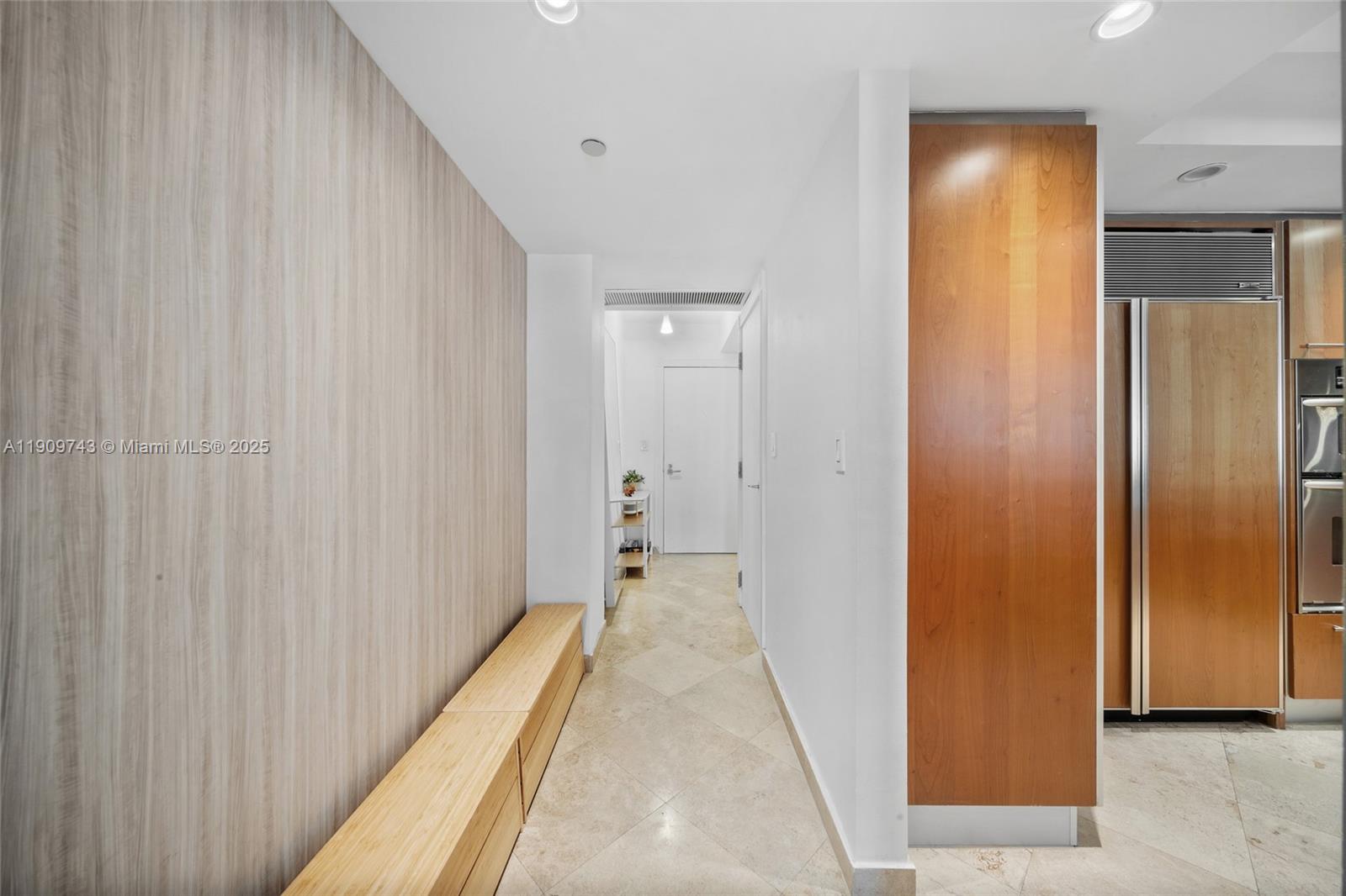 AZURE CONDO - Residential