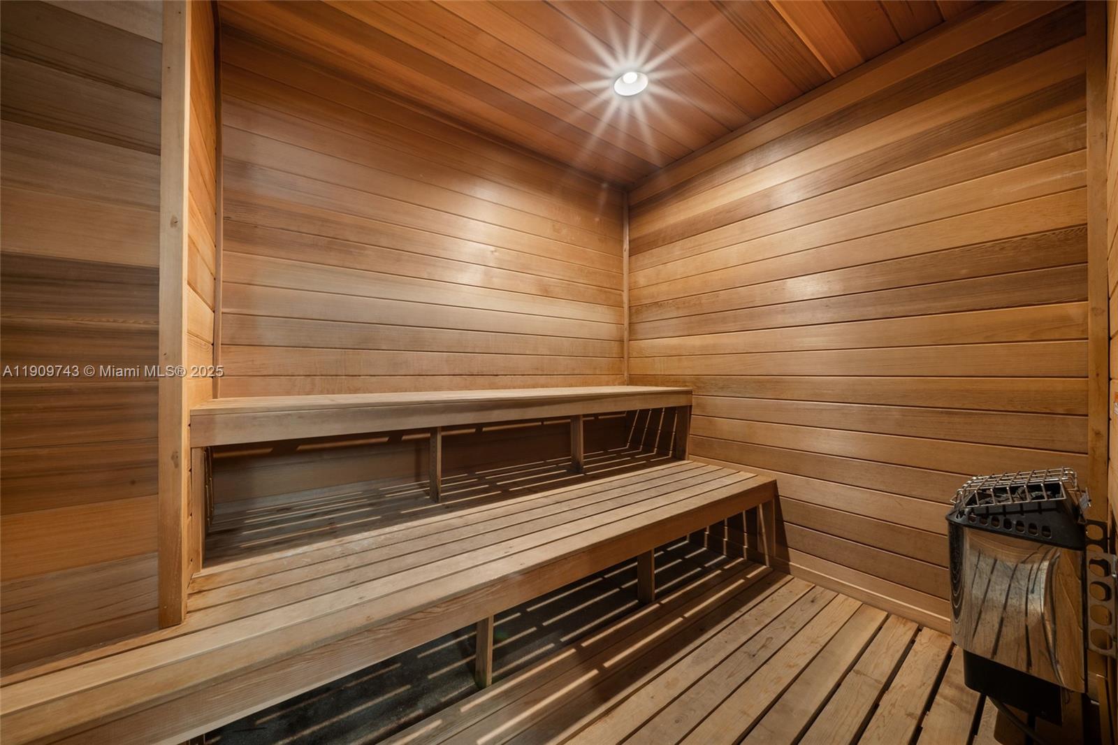 AZURE CONDO - Residential