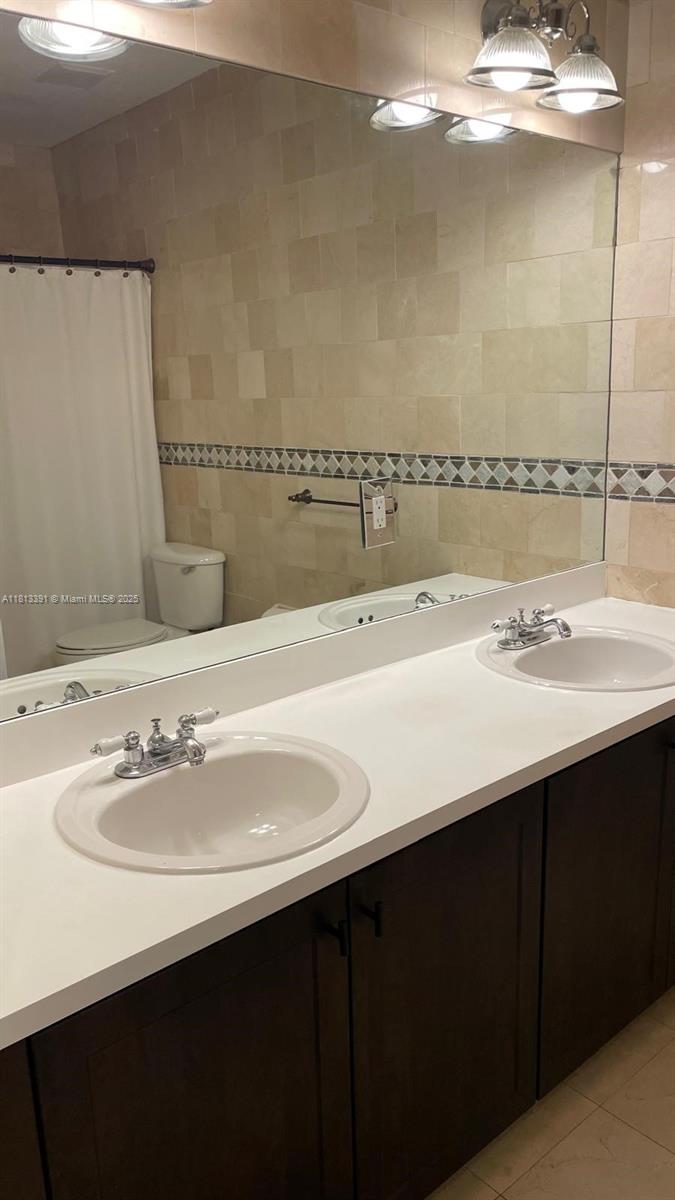 LAKES BY THE BAY SEC 10 - Residential Lease