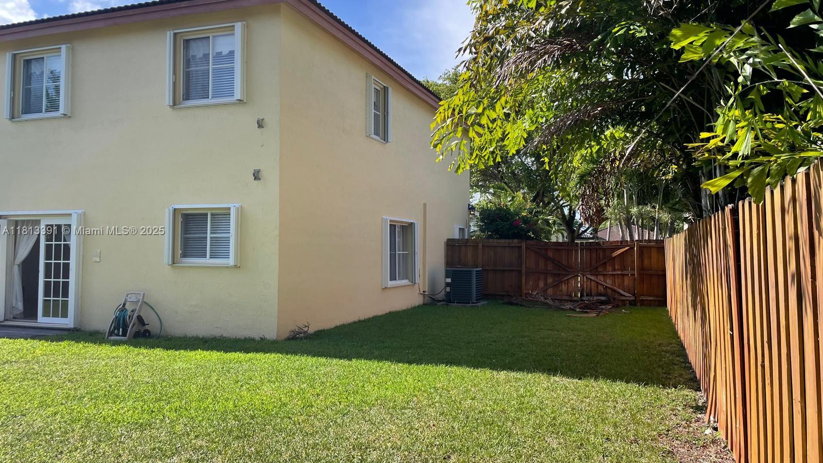 LAKES BY THE BAY SEC 10 - Residential Lease