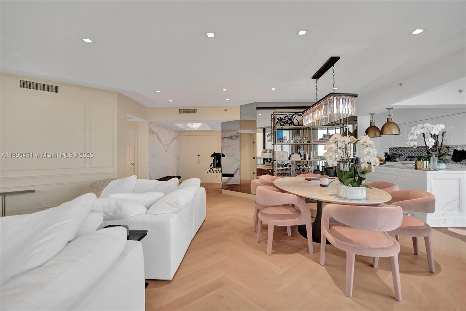 2000 ISL BLVD WILLIAMS IS - Residential Lease
