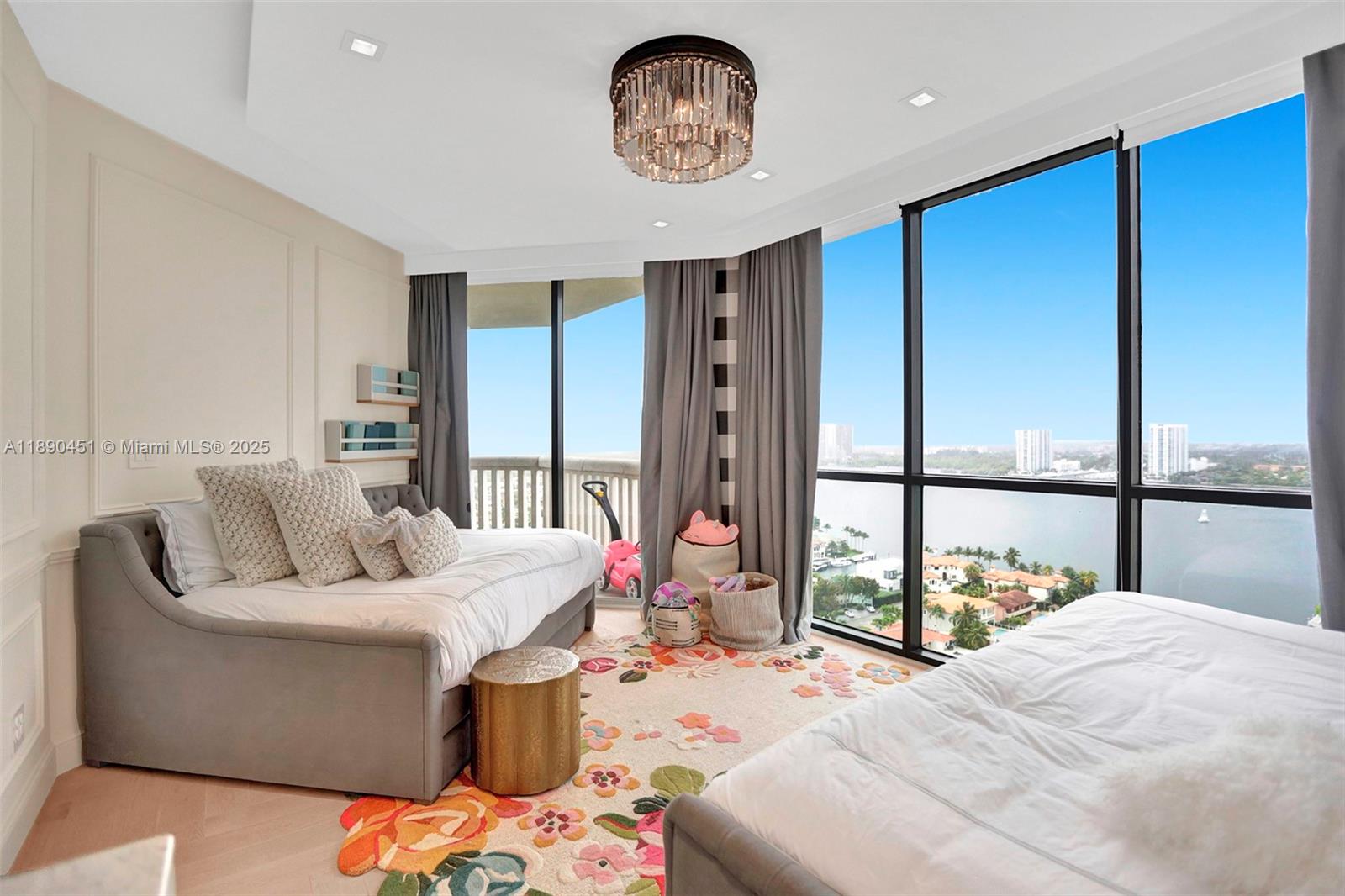 2000 ISL BLVD WILLIAMS IS - Residential Lease