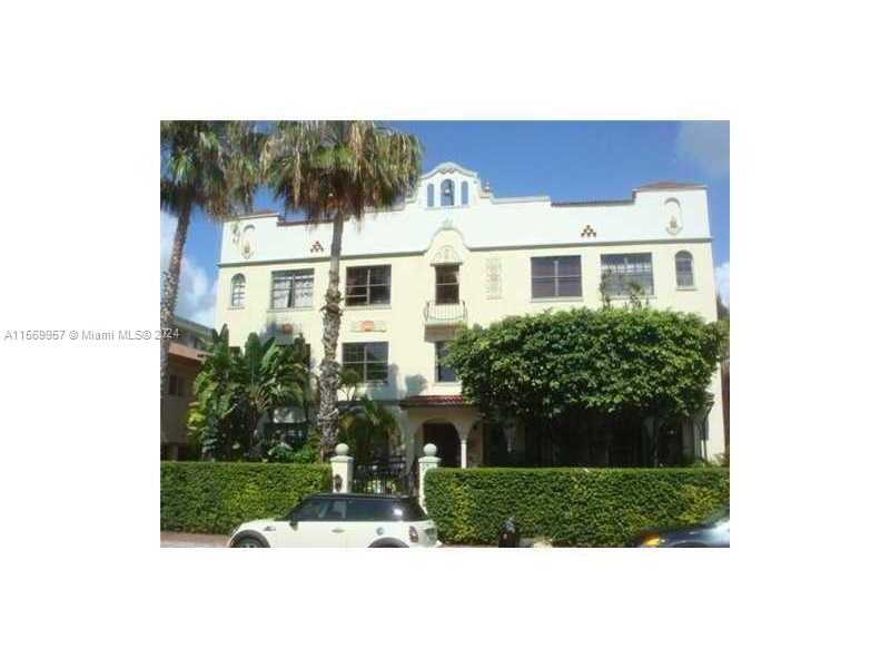 VENETIAN MANOR CONDO - Residential