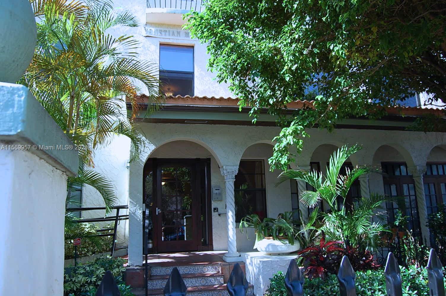 VENETIAN MANOR CONDO - Residential