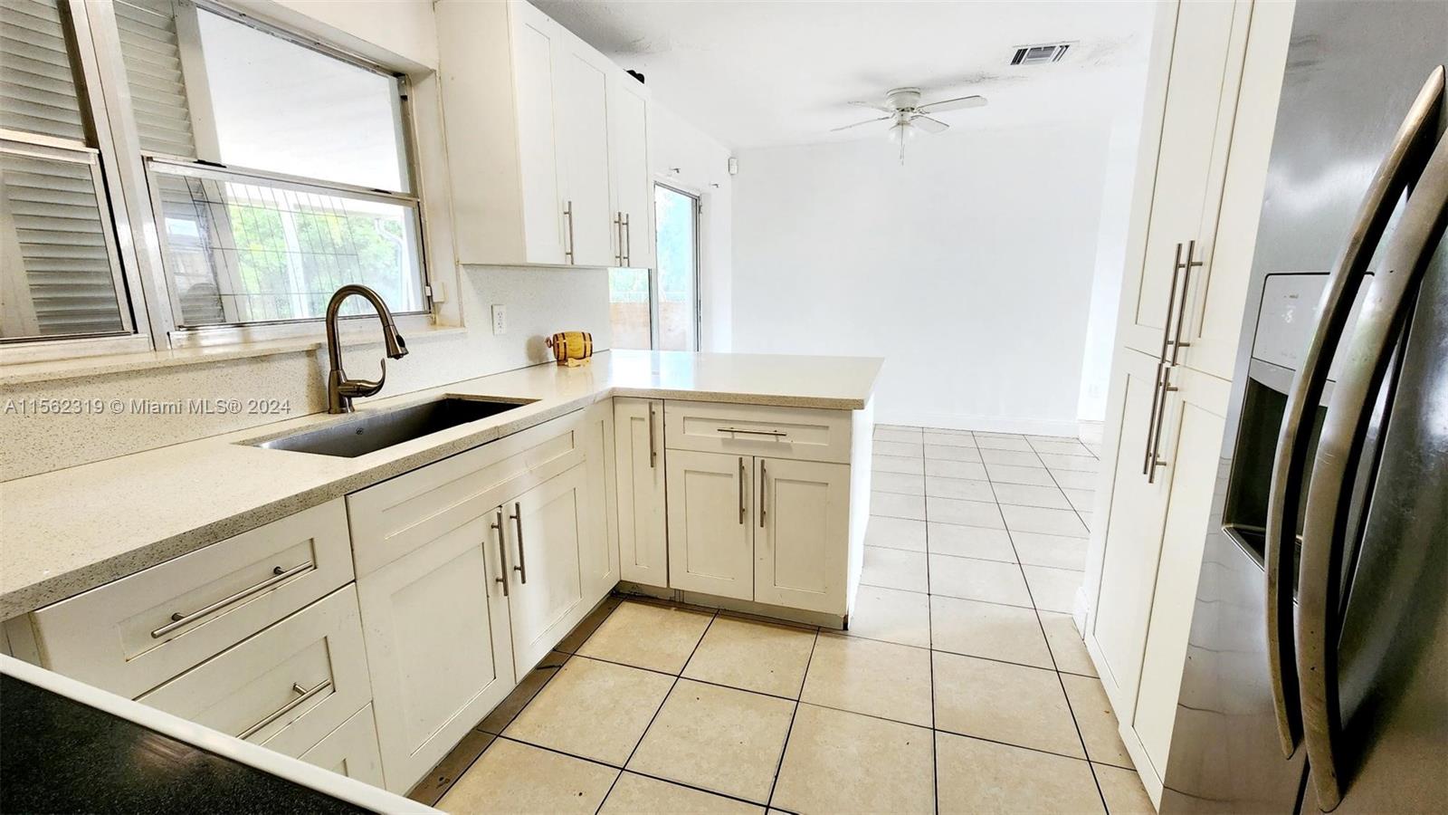 Photo 1 of 3679 Nw 28th Ct, Lauderdale Lakes, Florida, $440,000, Web #: 11562319