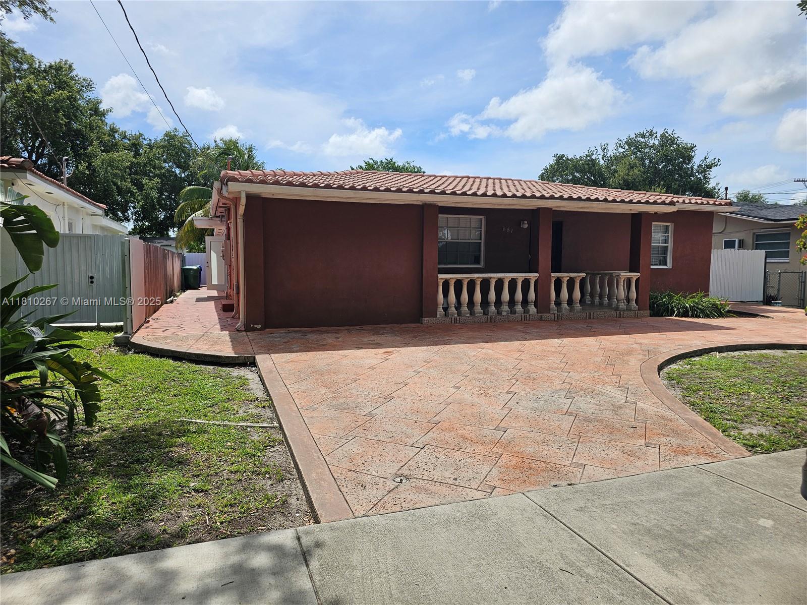 Rental Property at 651 Sw 66th Ave 2, Miami, Broward County, Florida - Bedrooms: 2 
Bathrooms: 1  - $2,600 MO.