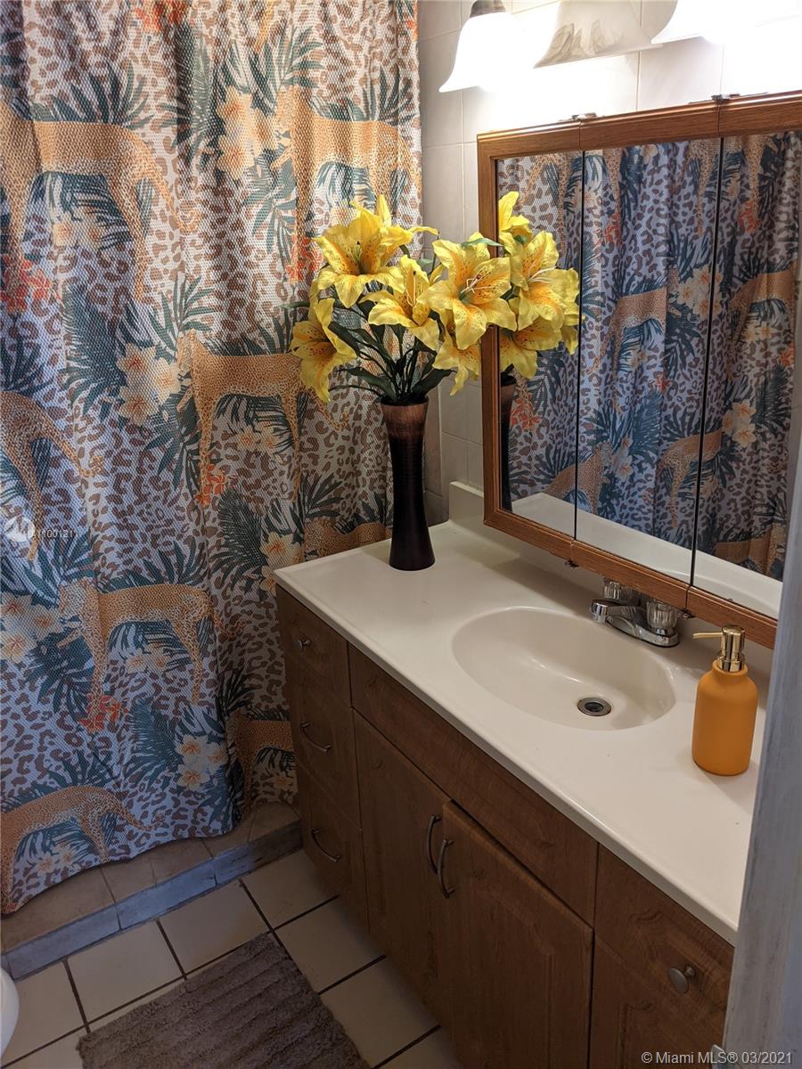 EVERGLADES SUGAR & LAND C - Residential