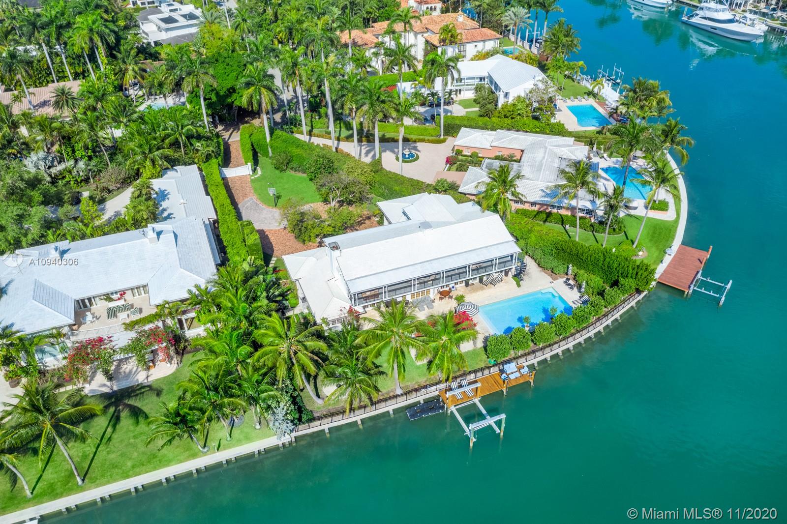 SUNSET LAKE EXTENSION - Residential