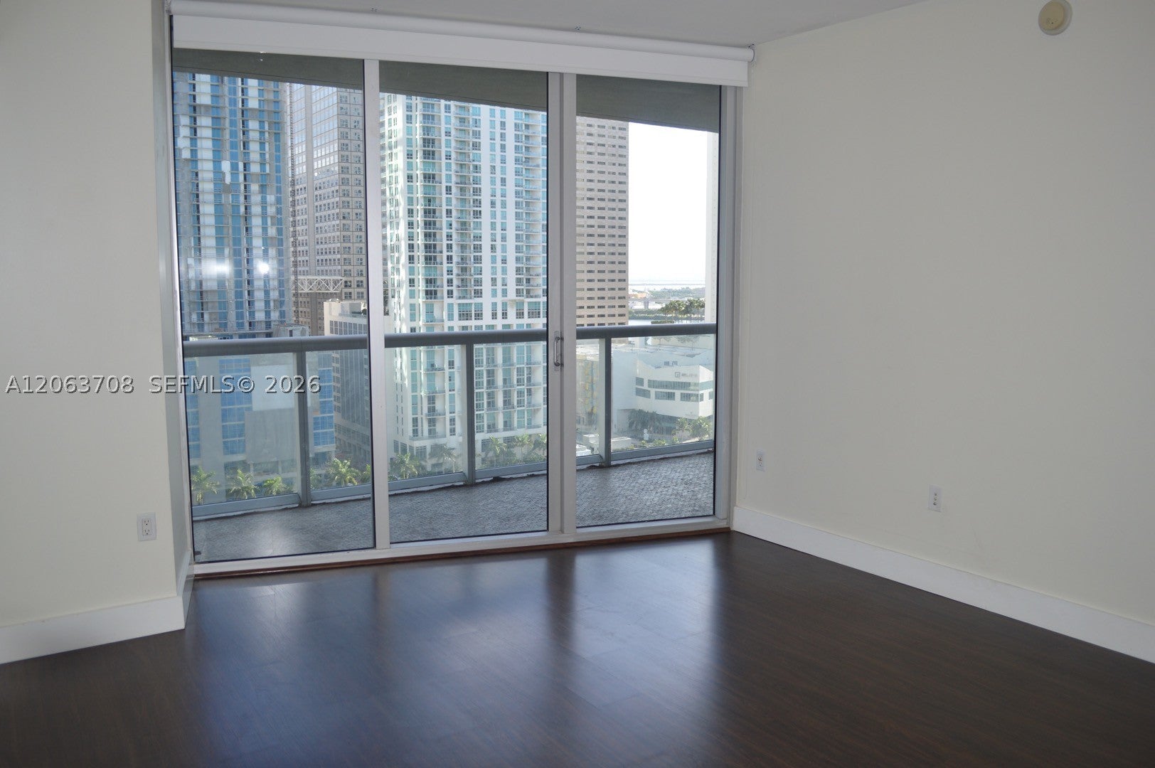 475 Brickell Ave 1814