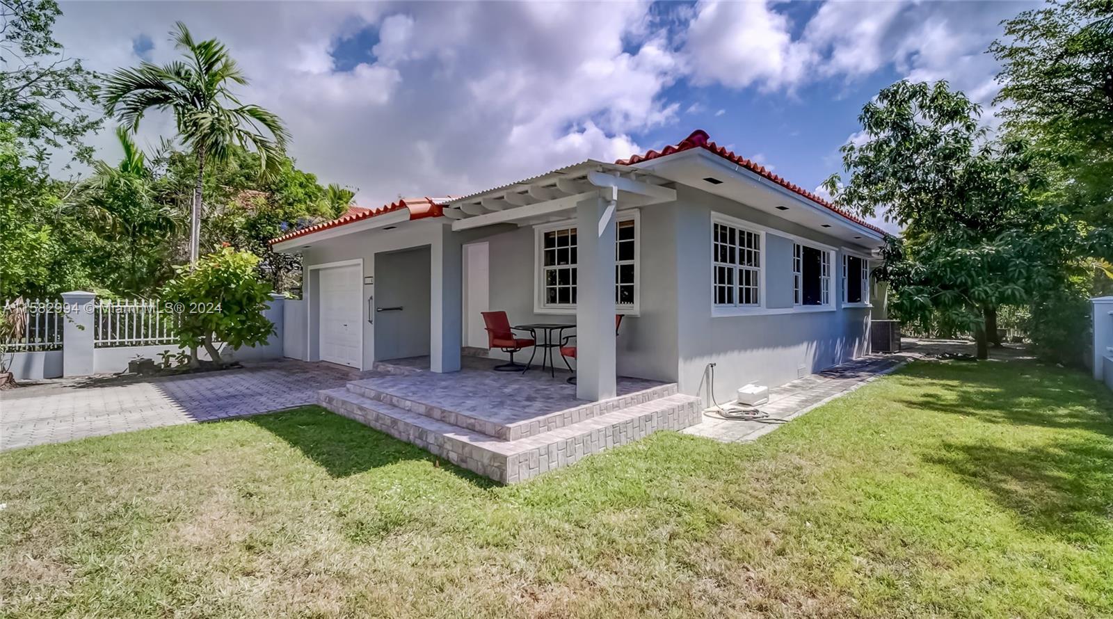 1115 Madrid St St, Coral Gables, Broward County, Florida - 4 Bedrooms  
3 Bathrooms - 