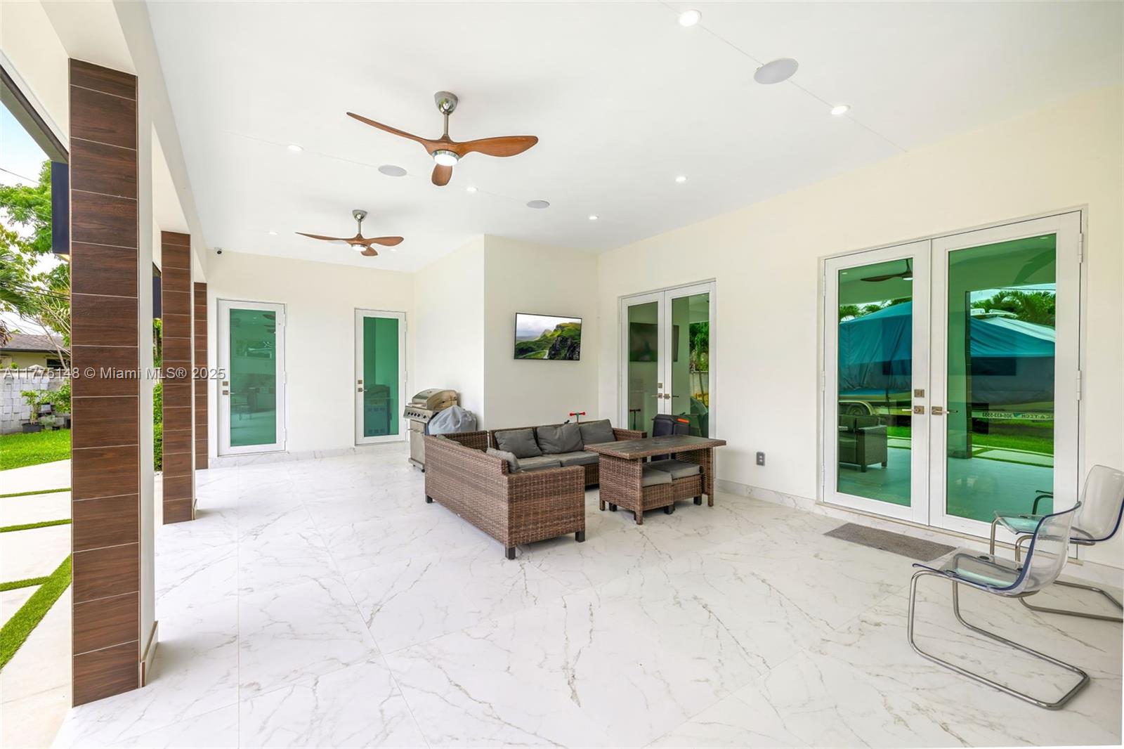 WESTWOOD ESTS 3RD ADDN - Residential