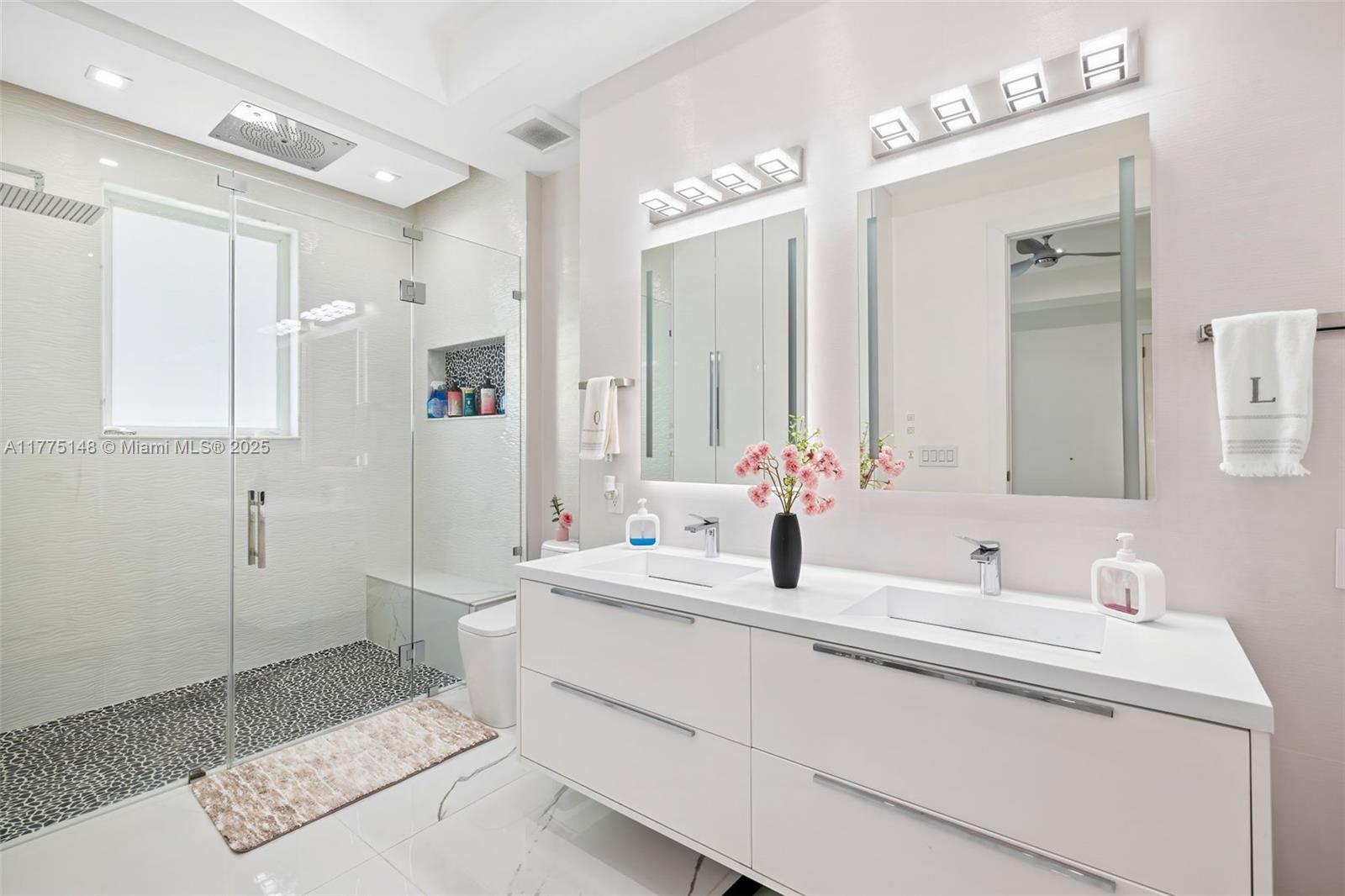 WESTWOOD ESTS 3RD ADDN - Residential