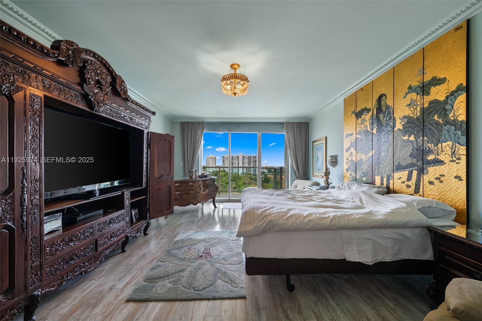 THE PENINSULA CONDO - Residential