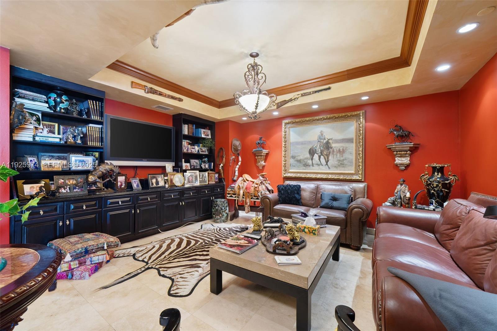 THE PENINSULA CONDO - Residential