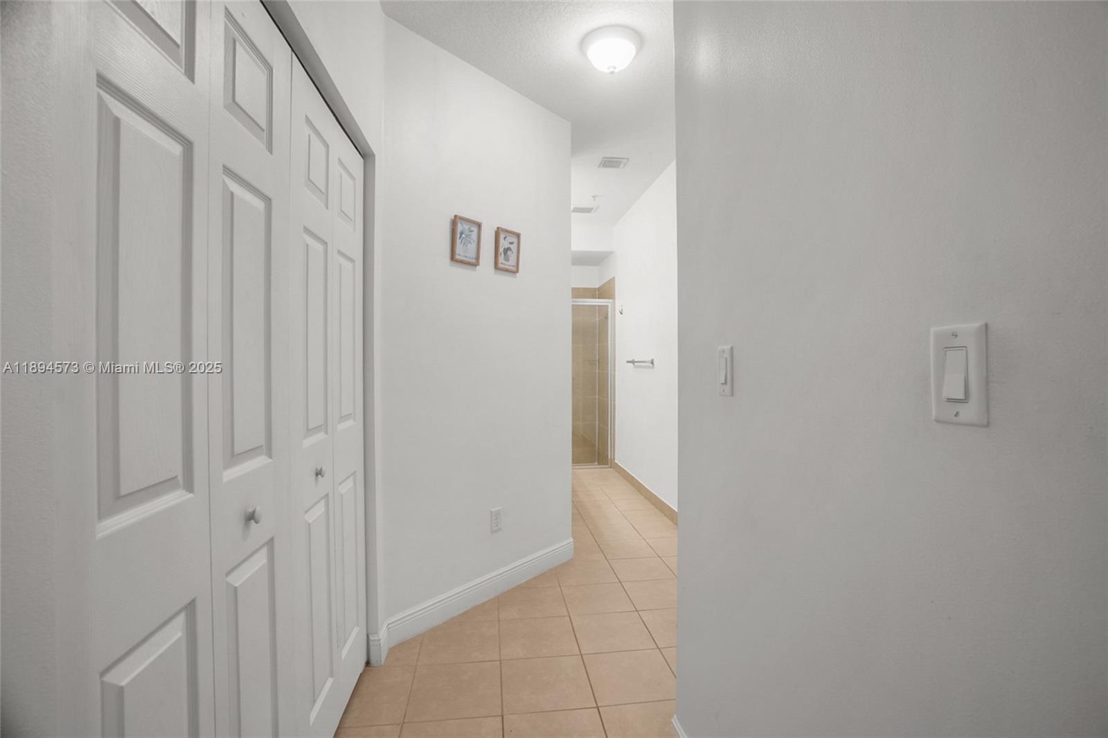 COBBLESTONE II - Residential Lease