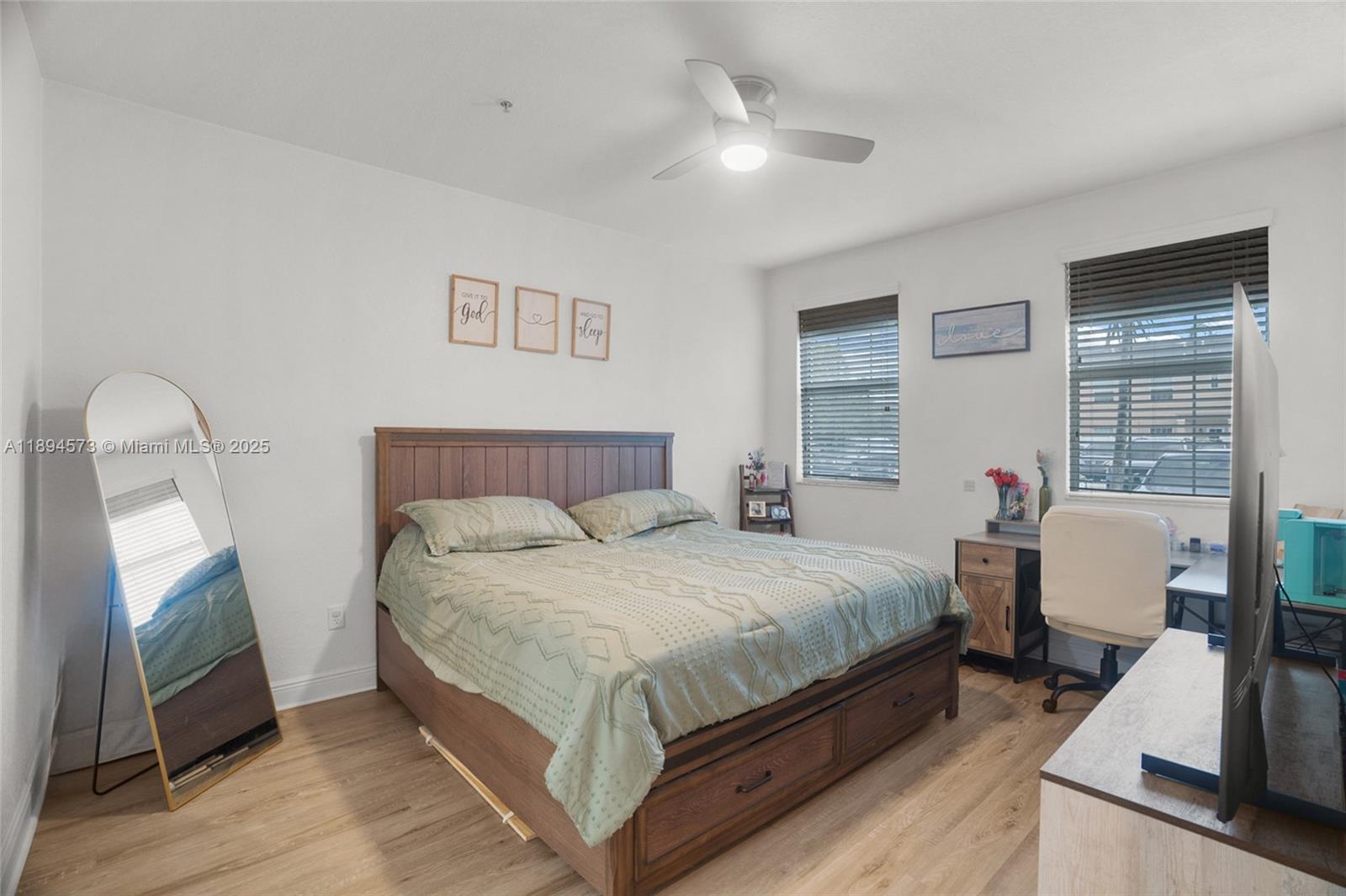 COBBLESTONE II - Residential Lease