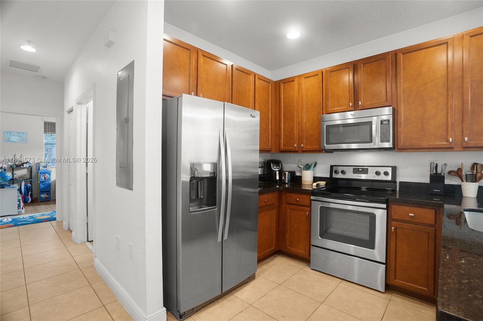 COBBLESTONE II - Residential Lease