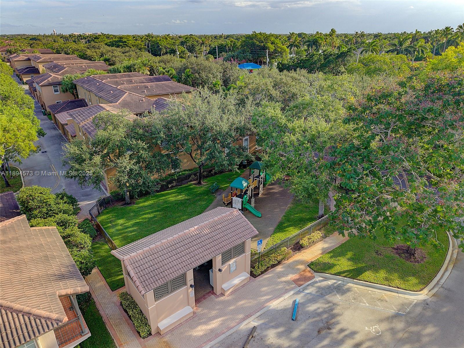 COBBLESTONE II - Residential Lease