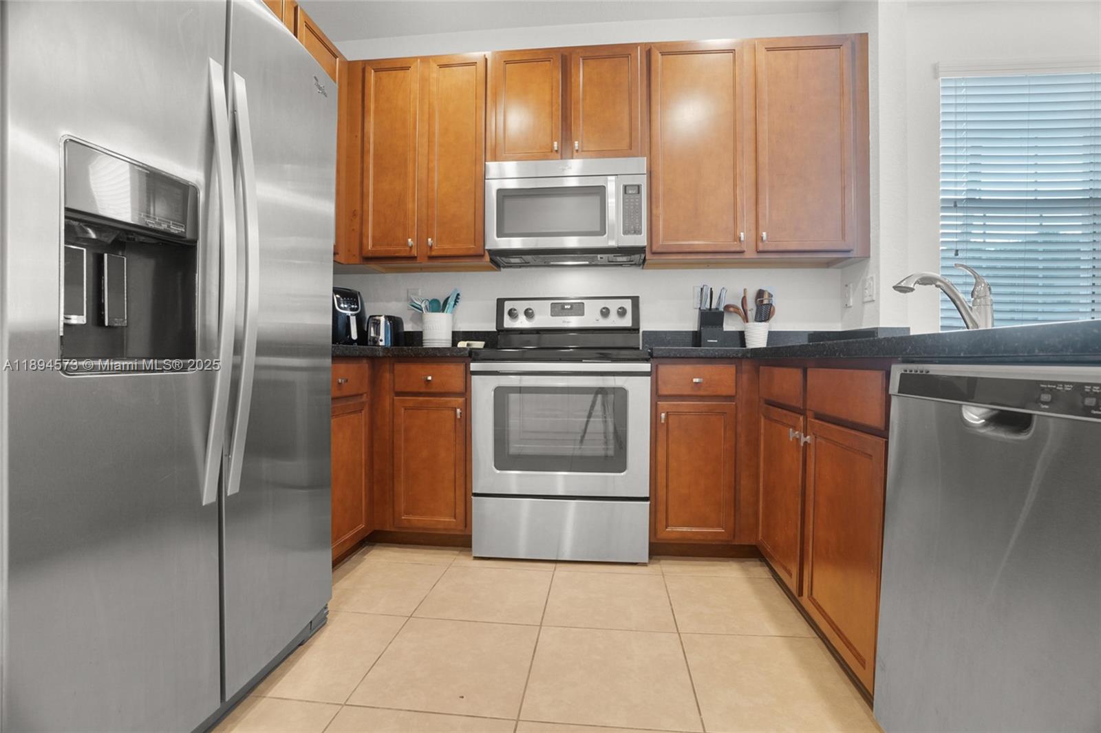 COBBLESTONE II - Residential Lease