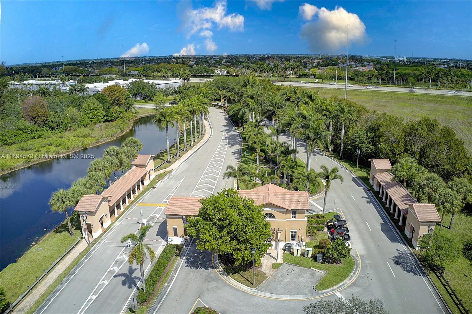 COBBLESTONE II - Residential Lease