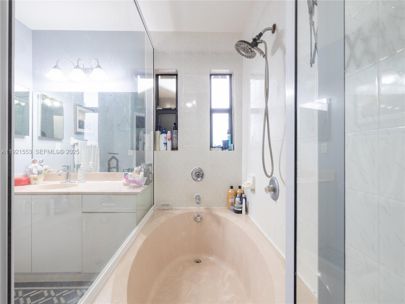 ANGELICA GARDENS AT LAKES - Residential