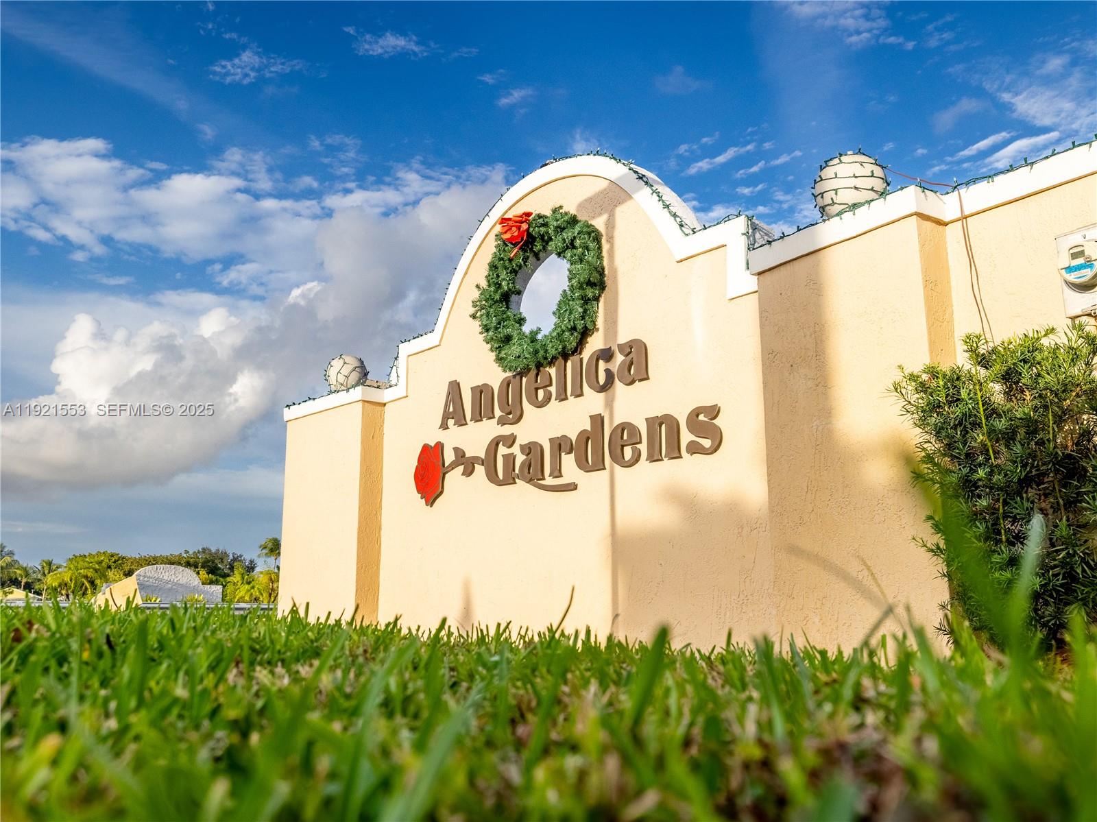 ANGELICA GARDENS AT LAKES - Residential