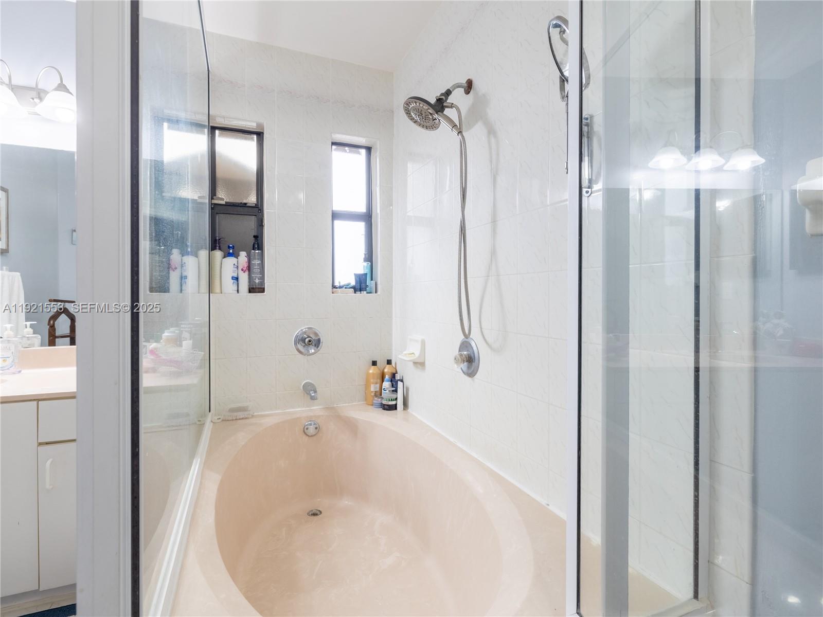 ANGELICA GARDENS AT LAKES - Residential