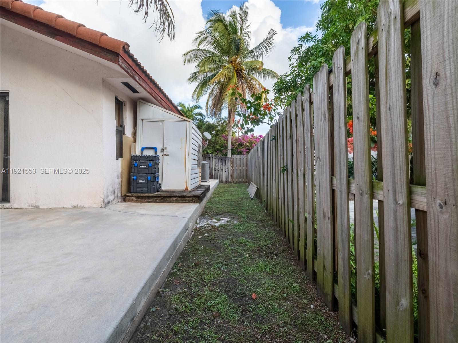 ANGELICA GARDENS AT LAKES - Residential