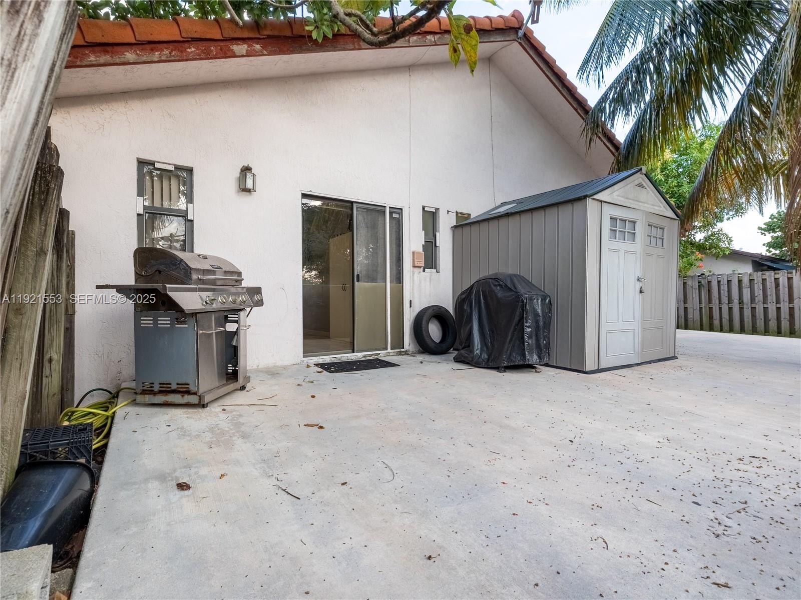 ANGELICA GARDENS AT LAKES - Residential