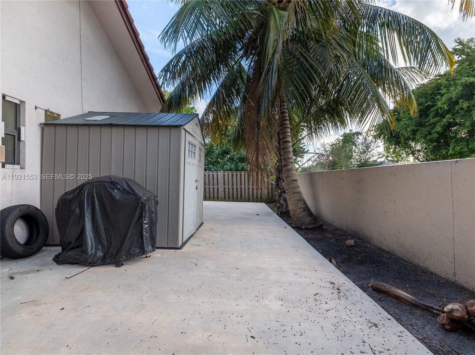 ANGELICA GARDENS AT LAKES - Residential