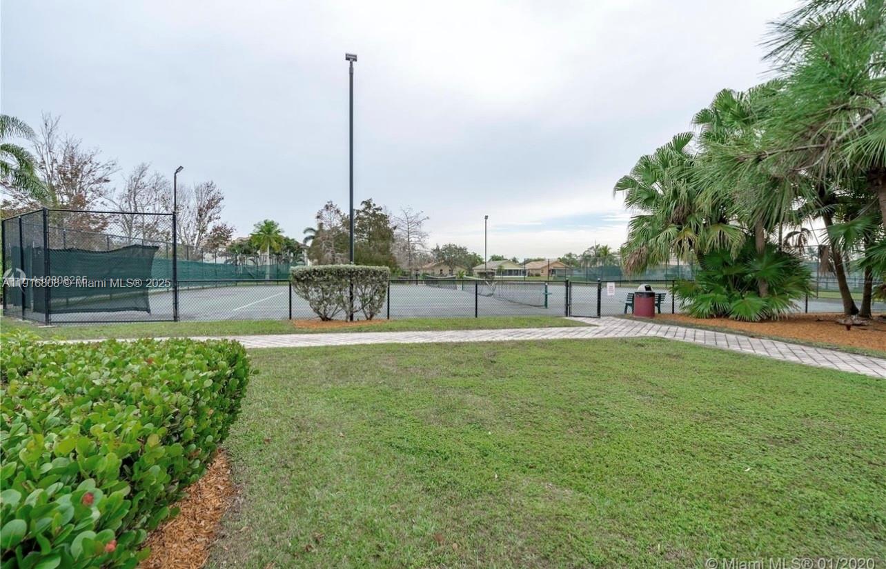 CRYSTAL POINTE - Residential Lease