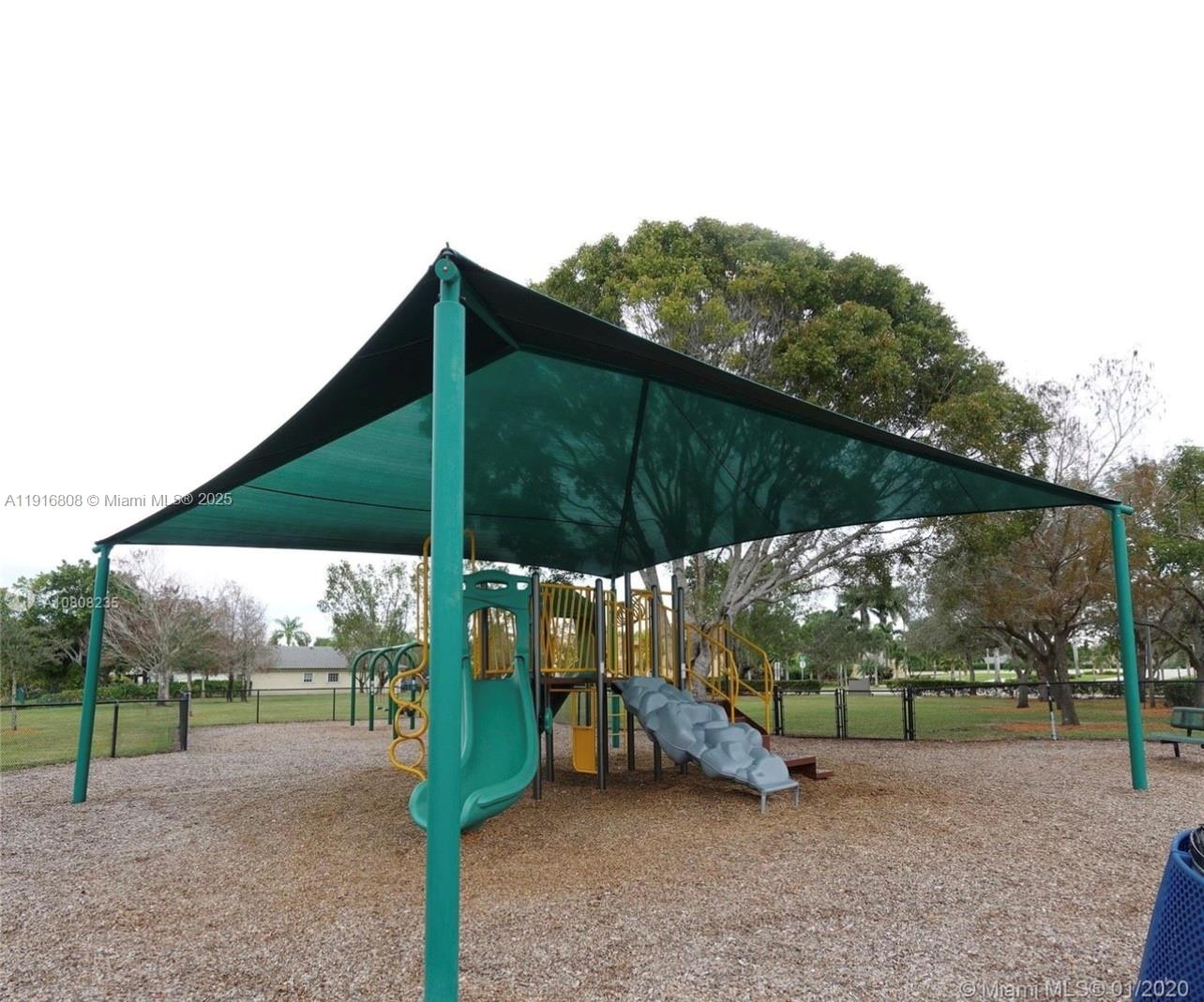 CRYSTAL POINTE - Residential Lease