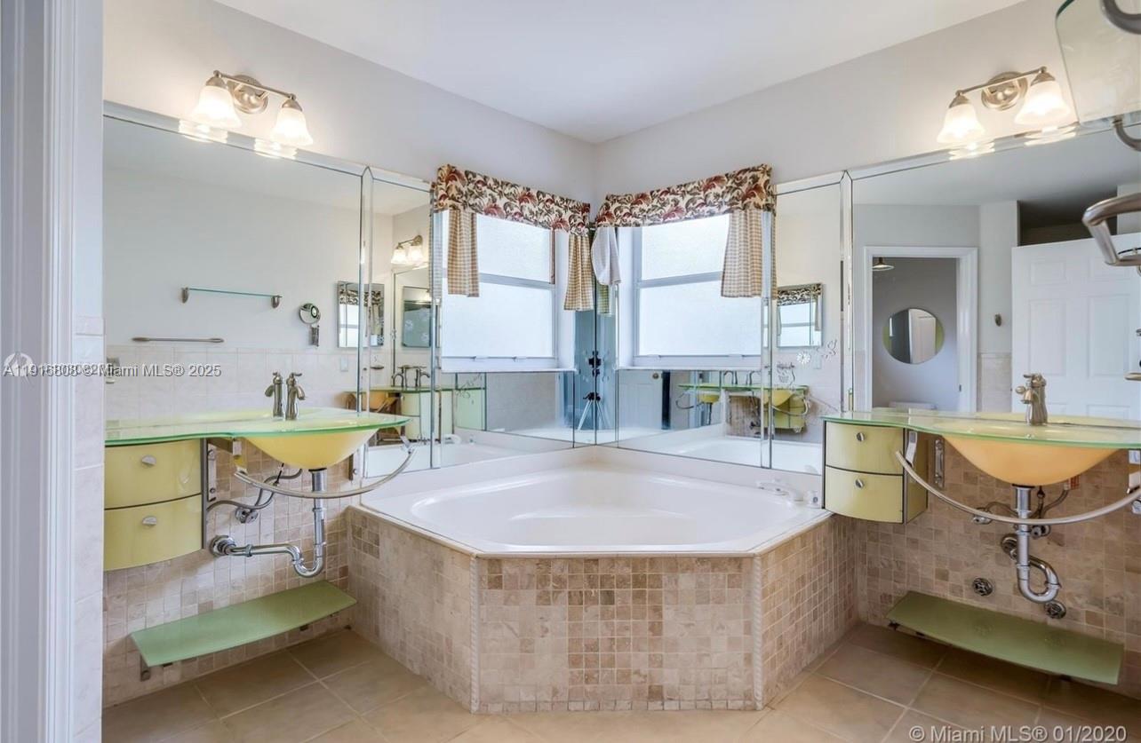 CRYSTAL POINTE - Residential Lease