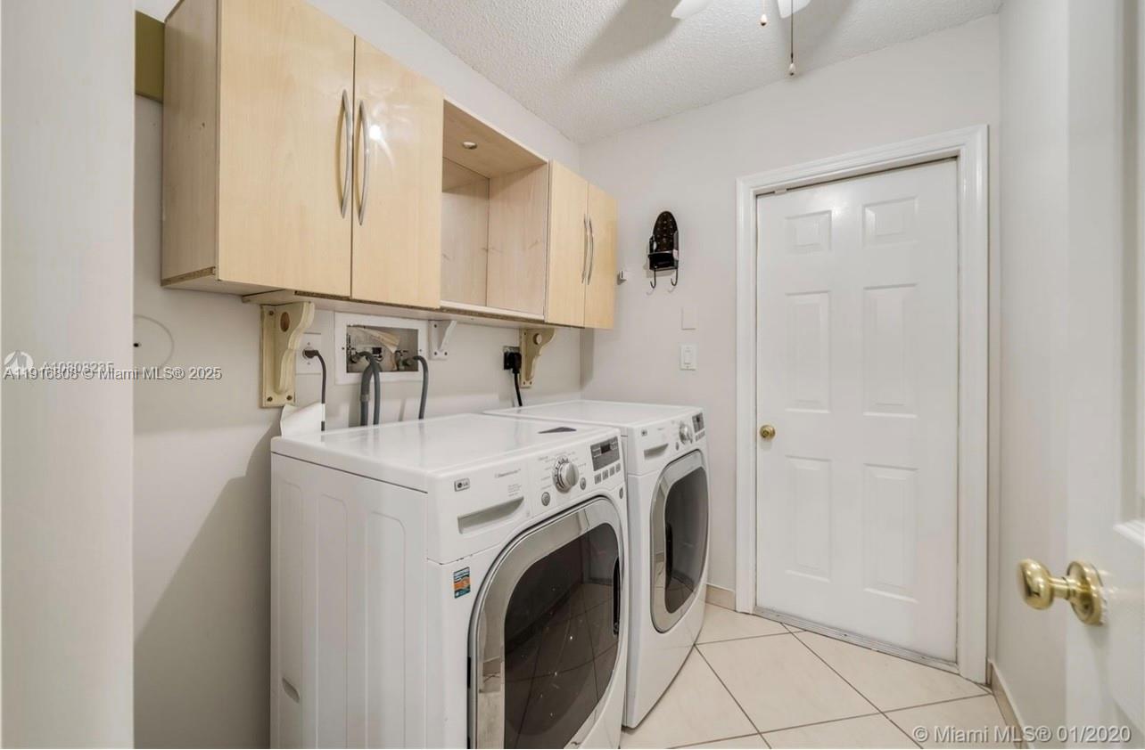 CRYSTAL POINTE - Residential Lease