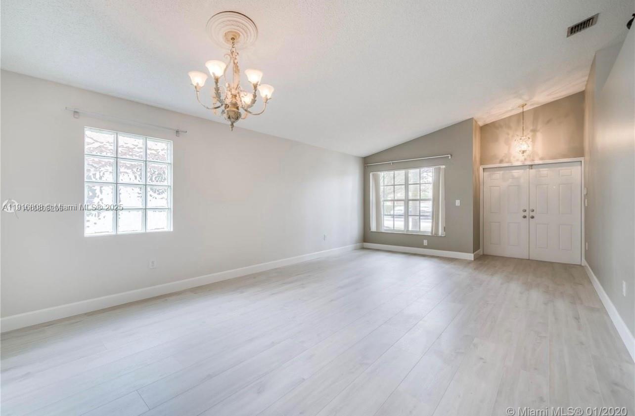 CRYSTAL POINTE - Residential Lease