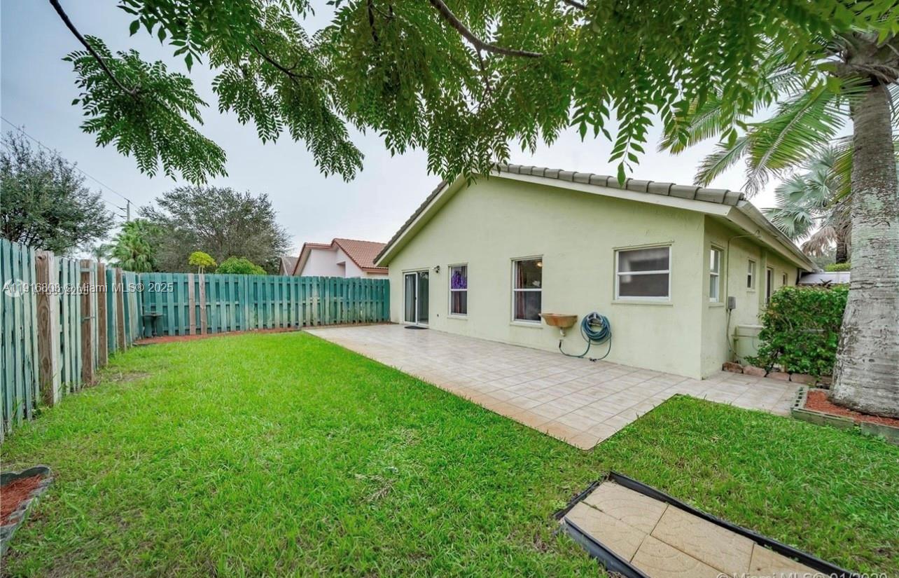 CRYSTAL POINTE - Residential Lease