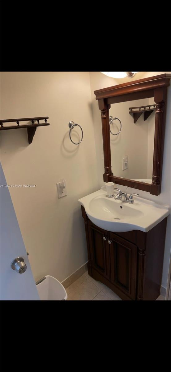 ABBOTT BY THE SEA CONDO - Residential