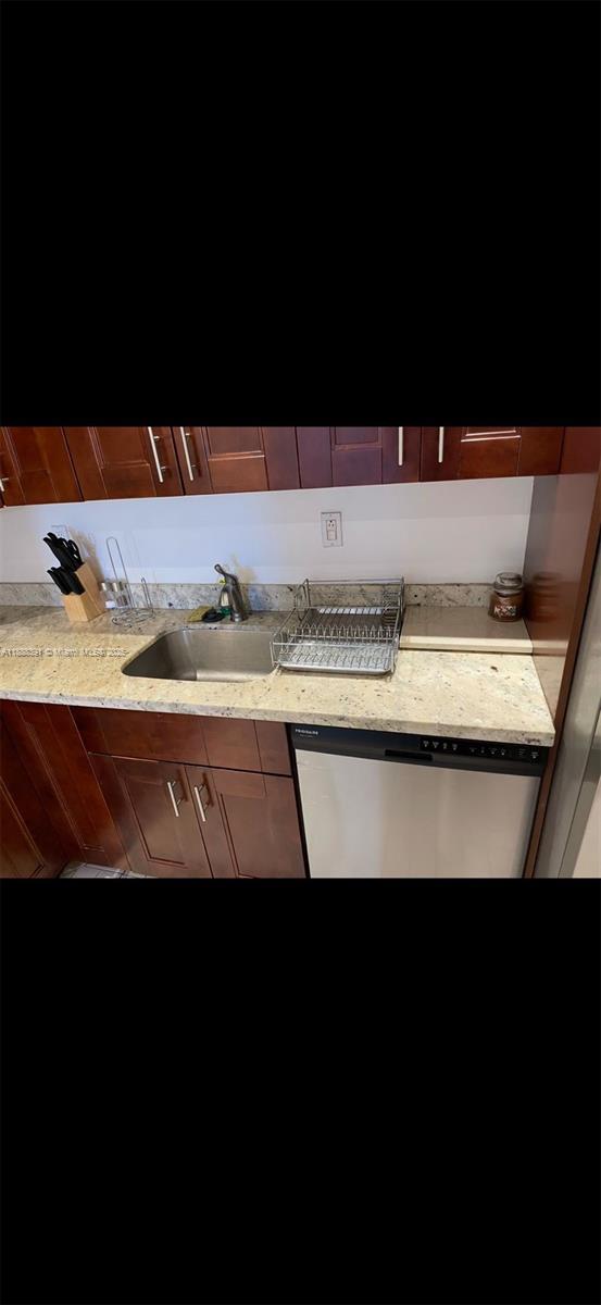 ABBOTT BY THE SEA CONDO - Residential