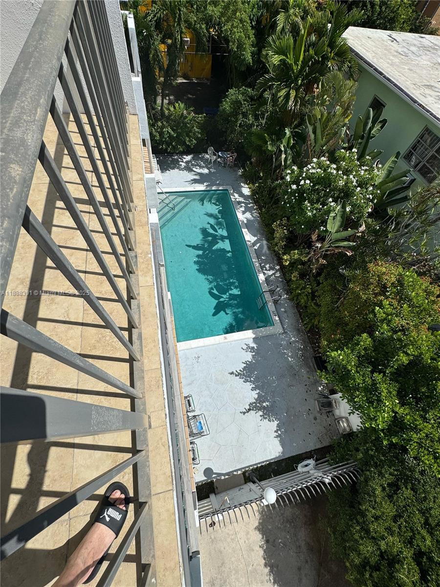 ABBOTT BY THE SEA CONDO - Residential