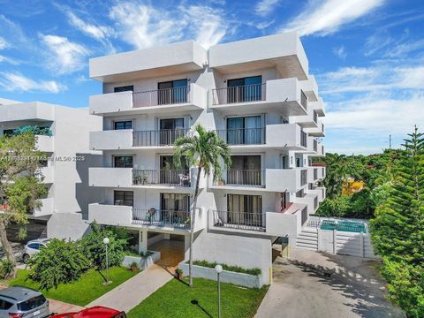 Photo of 8255 Abbott Ave #402, Miami Beach, FL 33141 (MLS # A11888391)