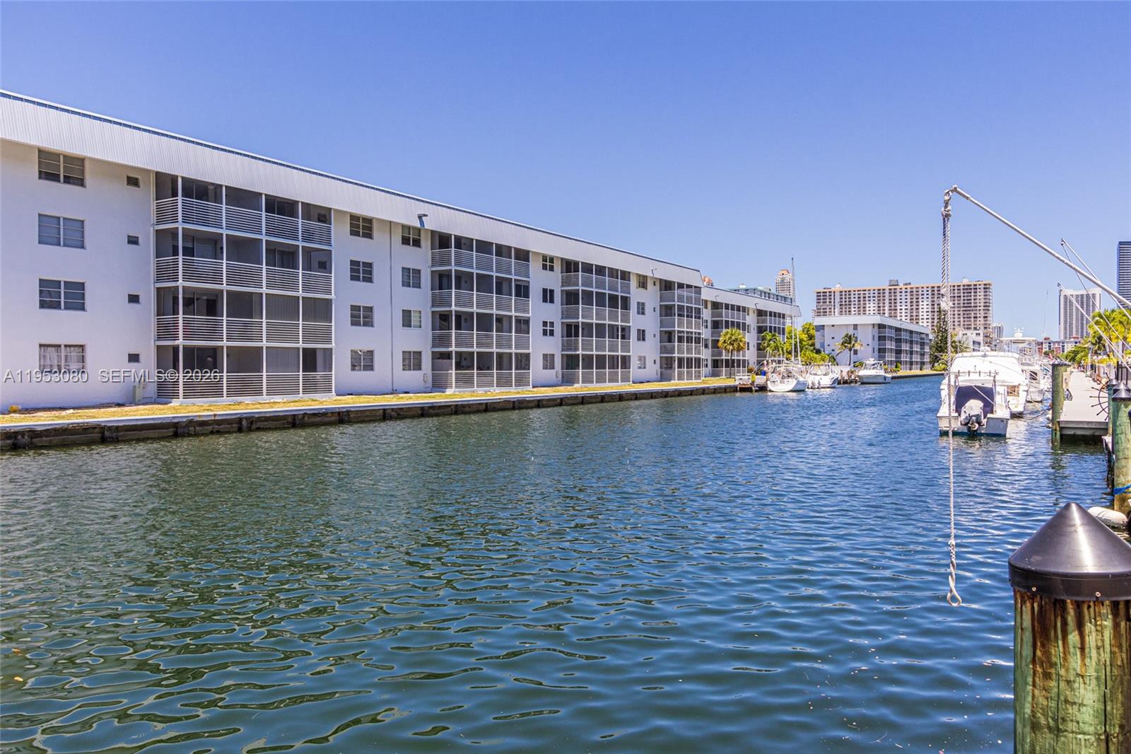 SUNSHORES CONDO - Residential