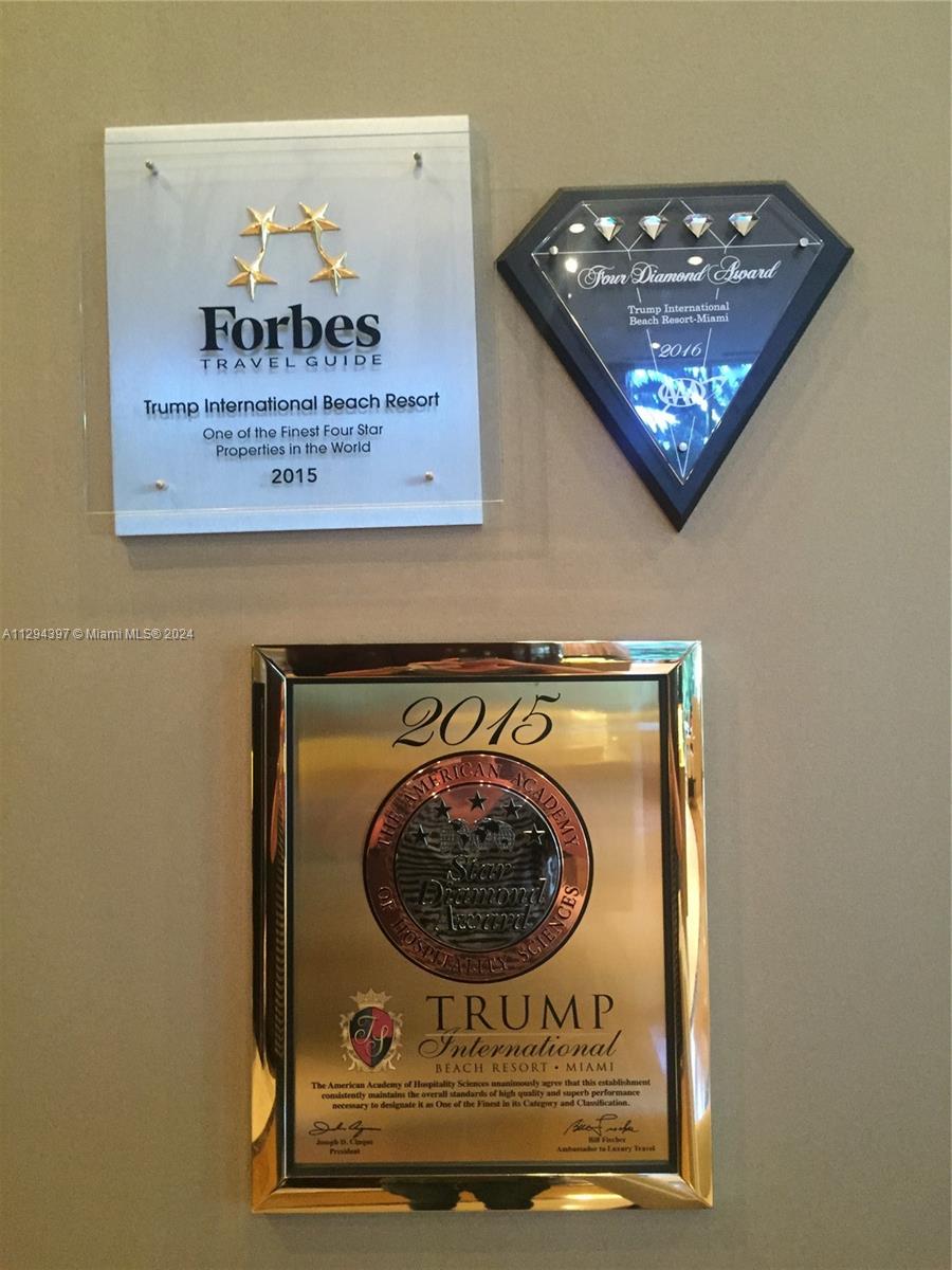 TRUMP INTERNATIONAL SONES - Residential