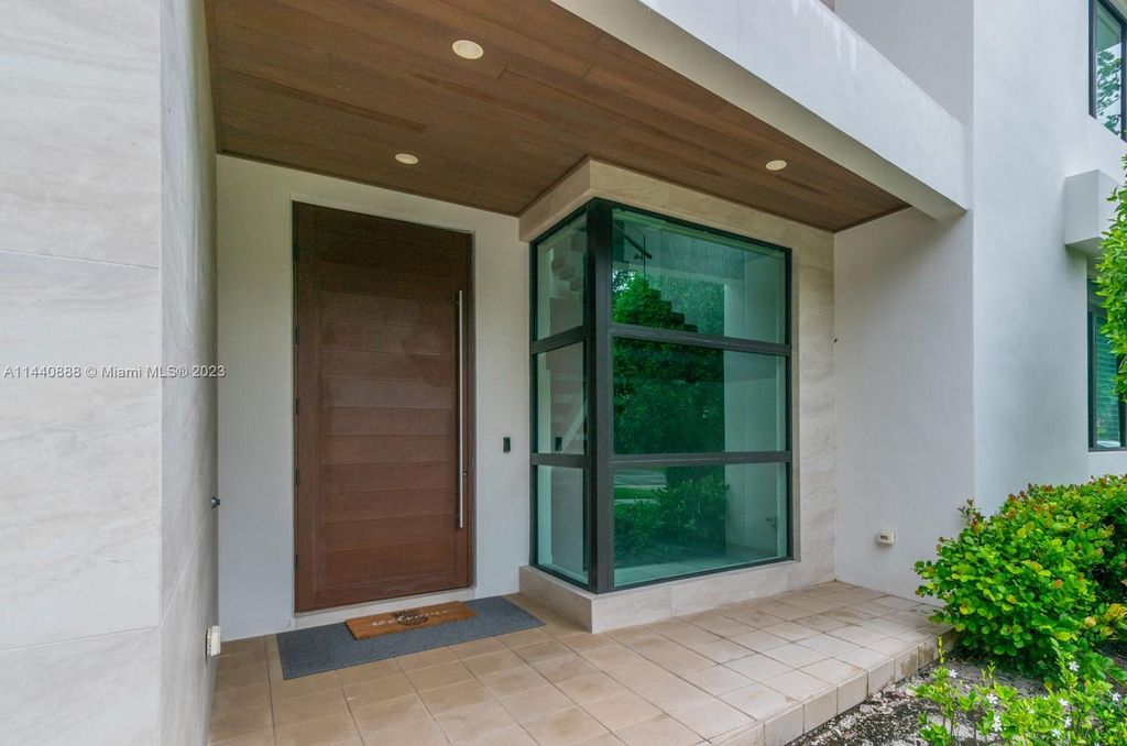 Photo of 1115 SE 7th St, Fort Lauderdale, FL 33301 (MLS # A11440888)