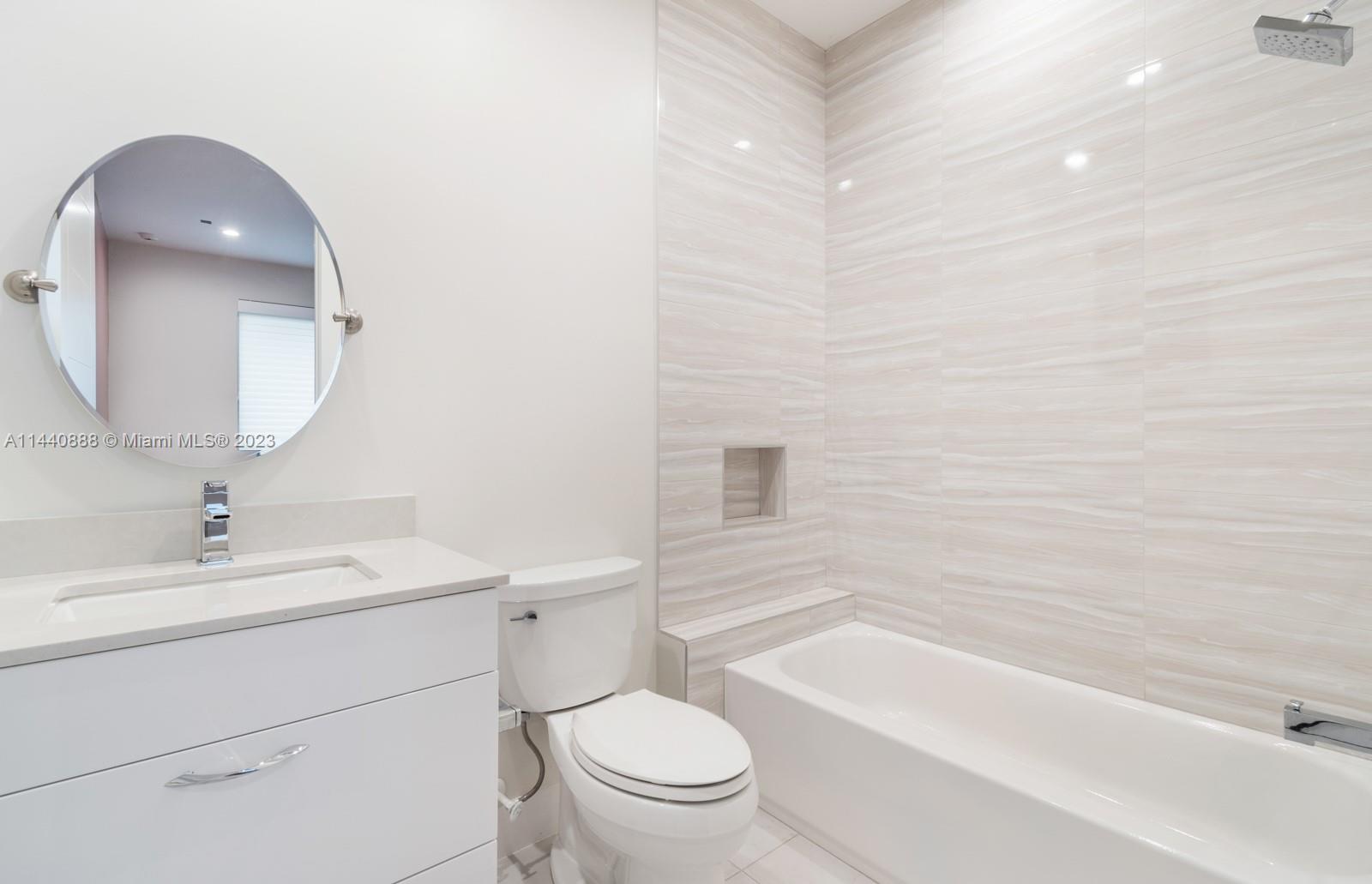 RIO VISTA C J HECTORS RES - Residential