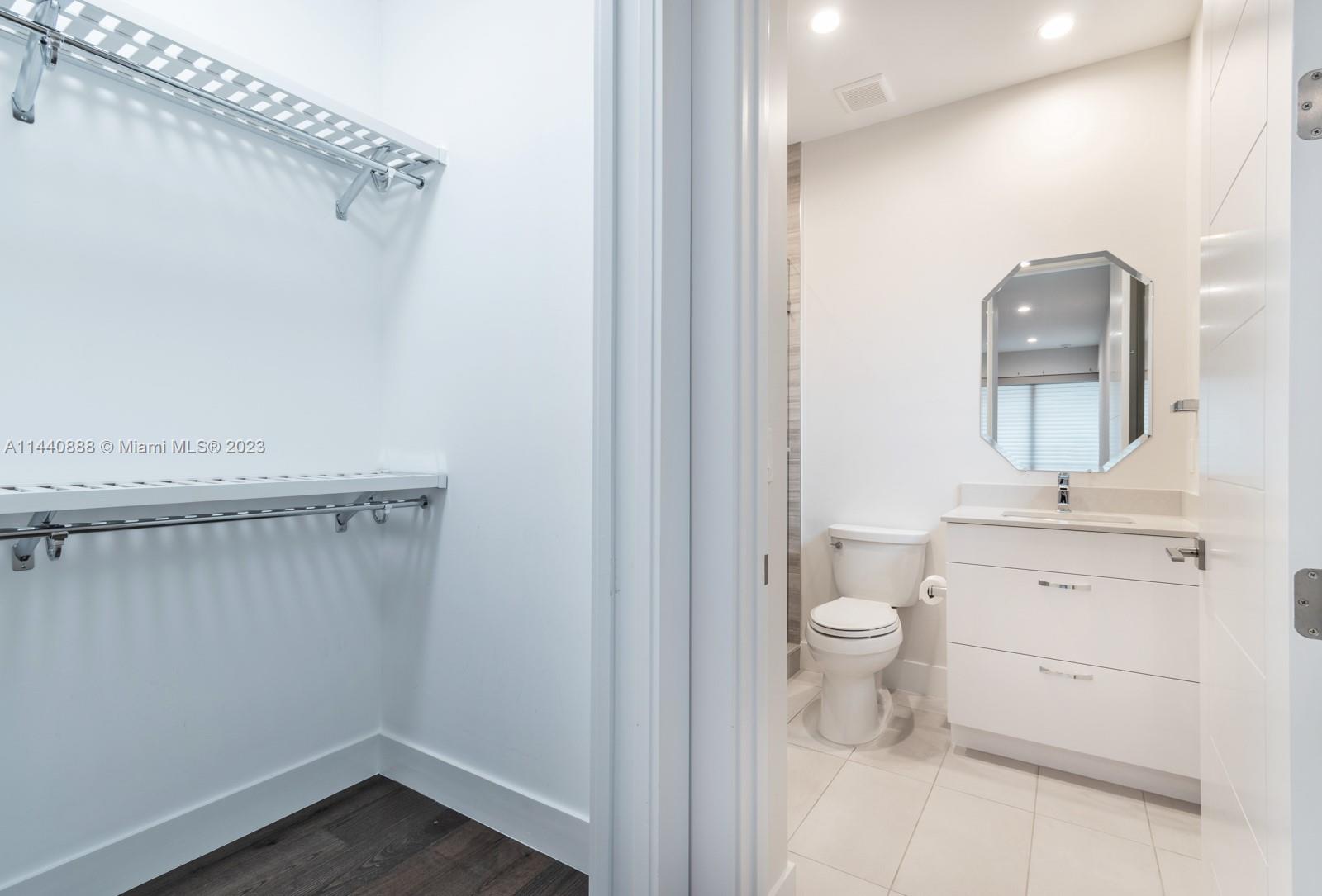 RIO VISTA C J HECTORS RES - Residential