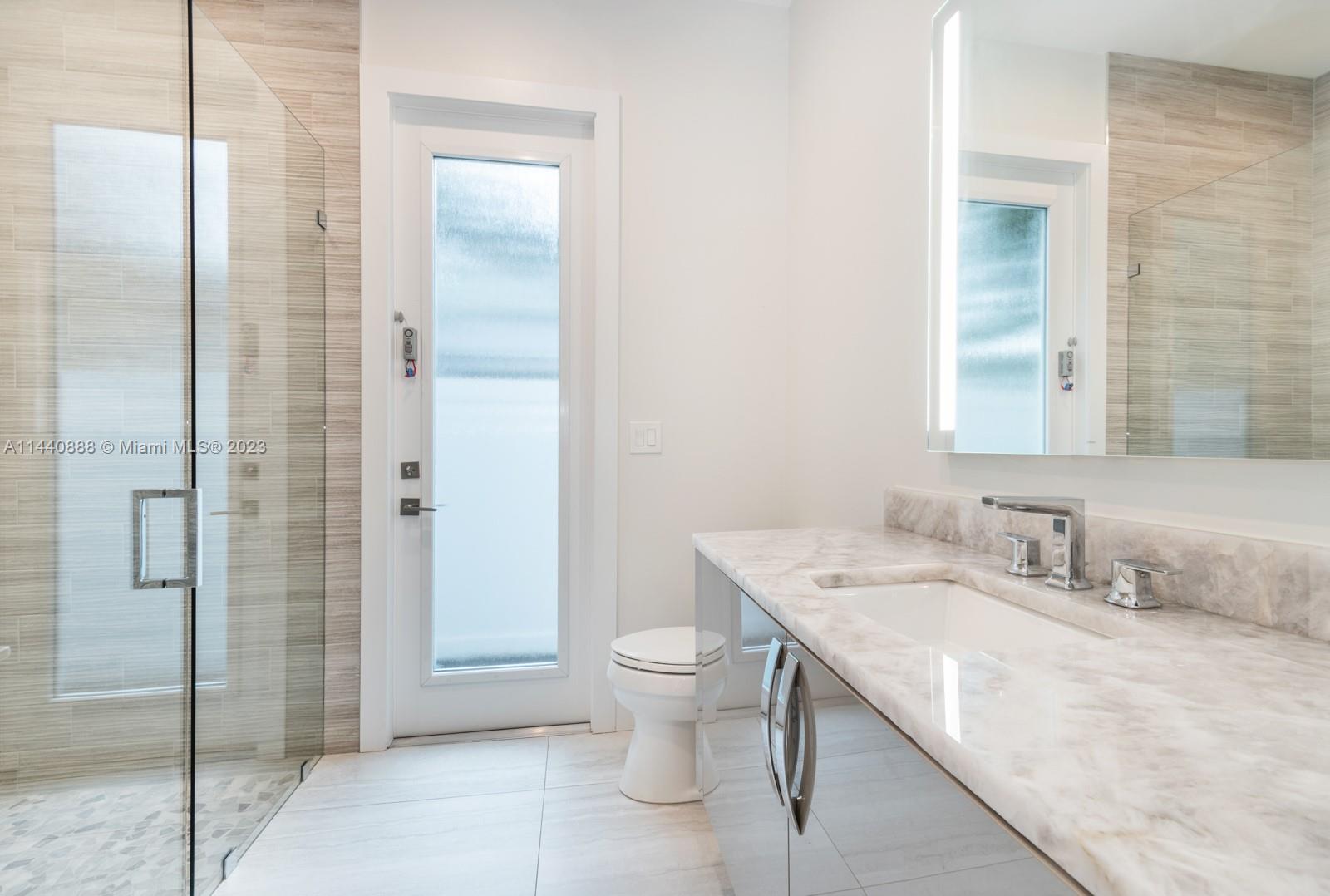 RIO VISTA C J HECTORS RES - Residential